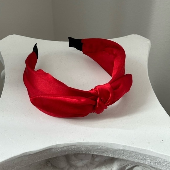 Red Knotted Hair Band Accessory - Picture 3 of 6